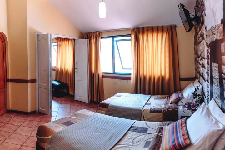 Room 22 of 65