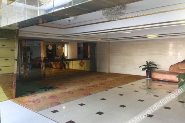 Hotel Interior 9 of 11