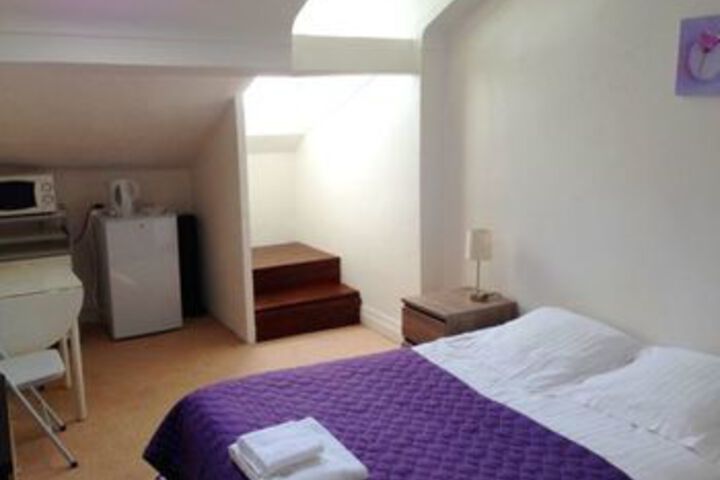 Room 87 of 234