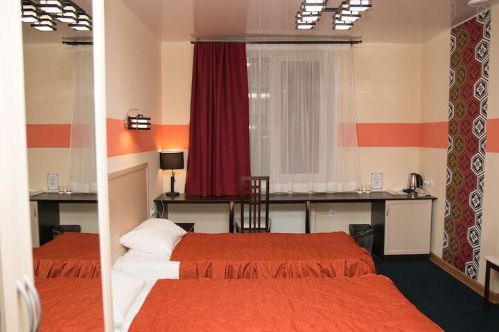 Room 12 of 53