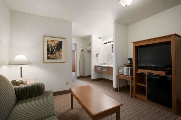 Room 3 of 14