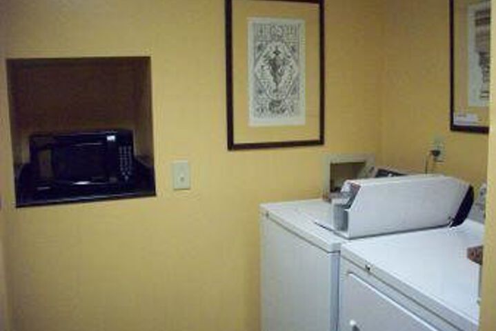 Room 34 of 47