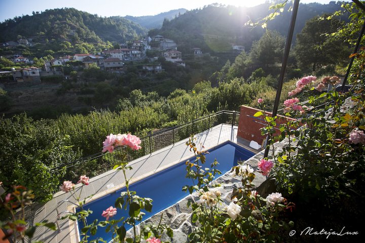 Hotel with Pool