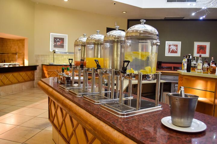 Breakfast/Coffee Service 65 of 120
