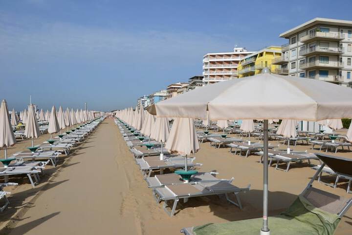 Beach 29 of 39
