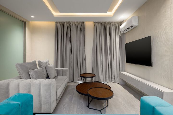 Room 18 of 34