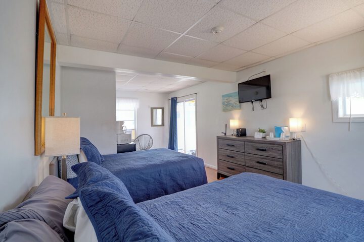 Room 40 of 81