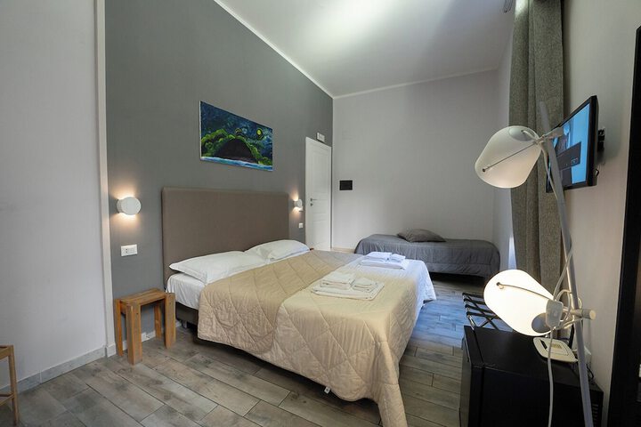 Room 175 of 309