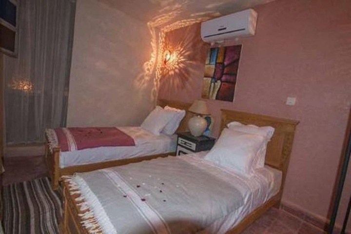 Room 9 of 26