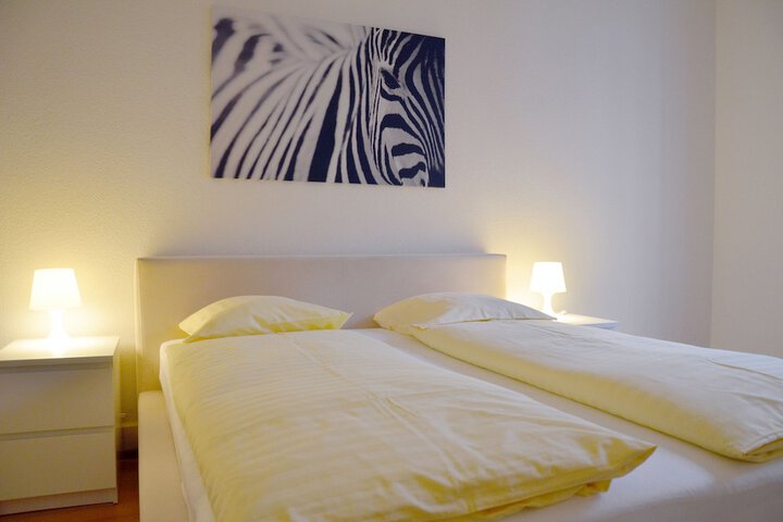 Room 3 of 11