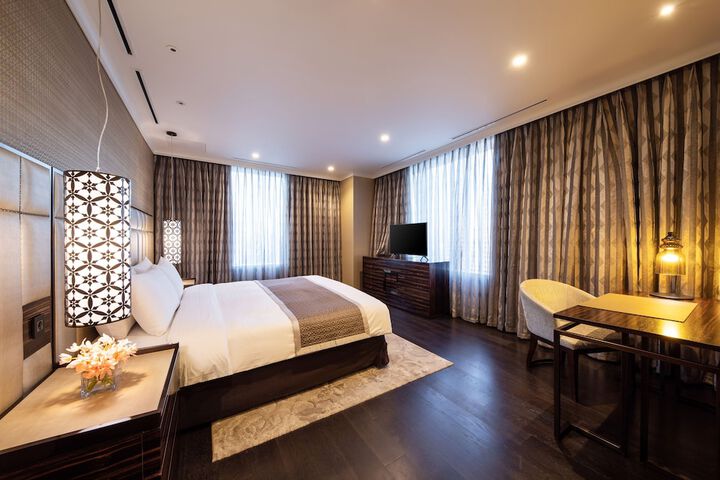 Room 7 of 73