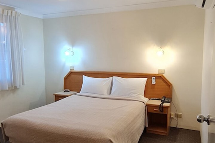 Room 19 of 45