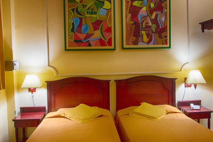 Room 4 of 4