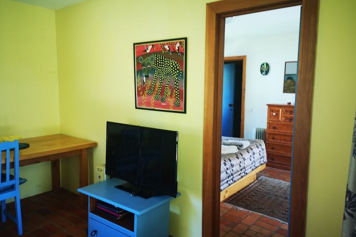 Room 12 of 25