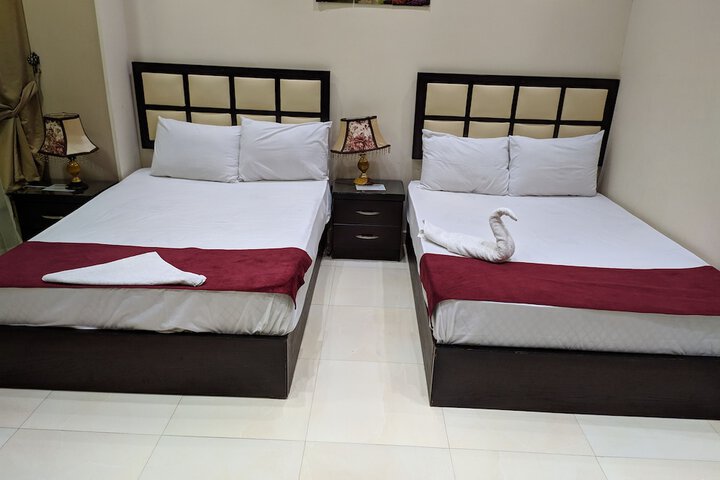 Room 8 of 35