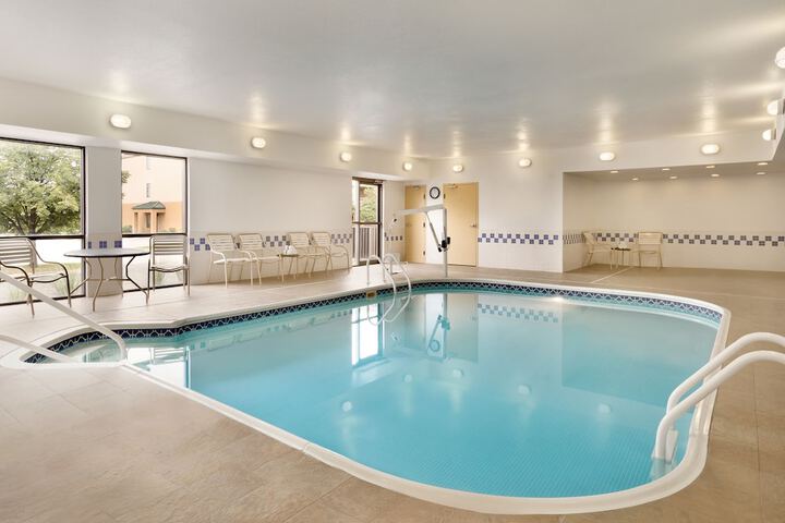 Pool 22 of 29
