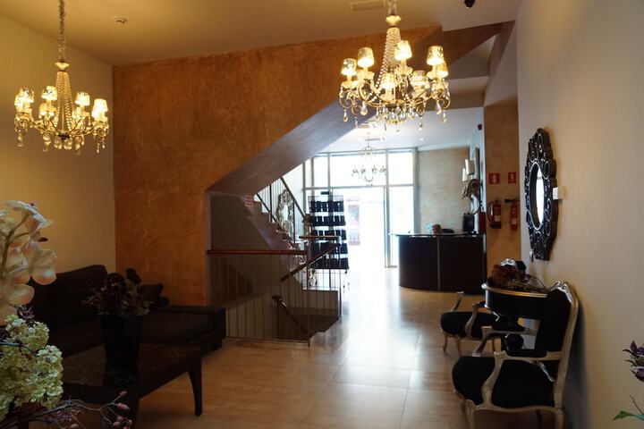 Guest Lobby
