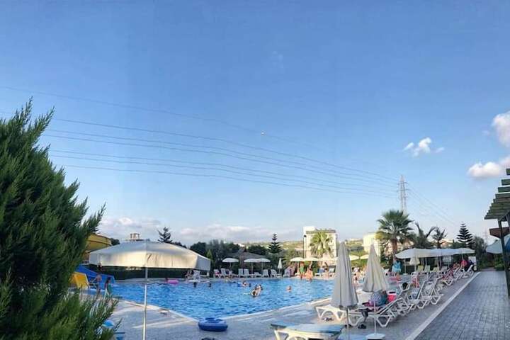 Pool 8 of 22
