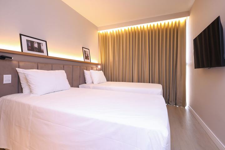 Room 6 of 38