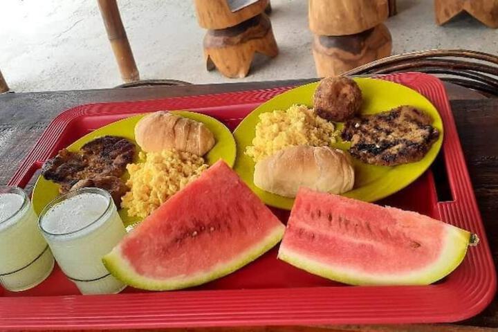 Breakfast/Coffee Service 62 of 78