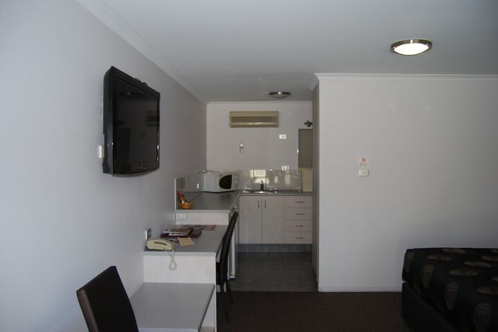 Room 16 of 81