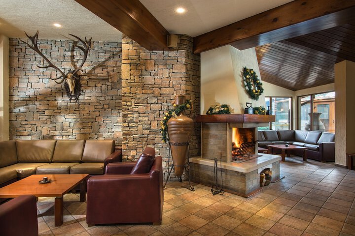 Lobby Entry