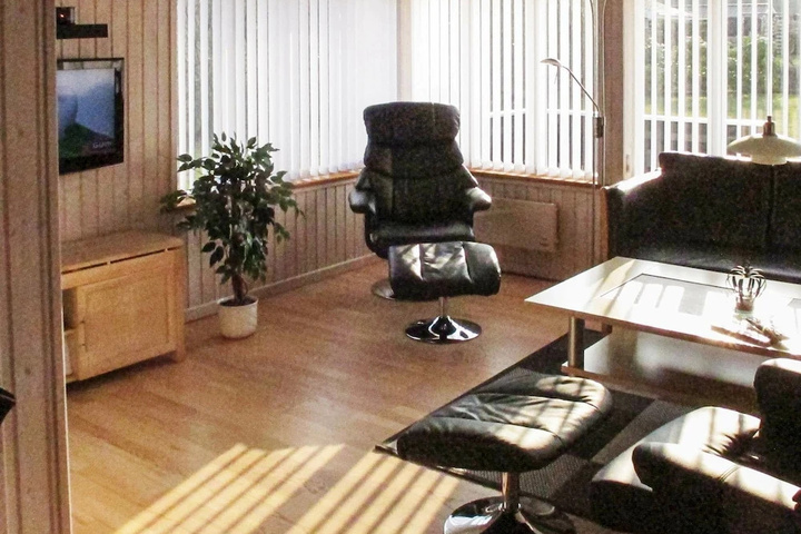 Pleasant Holiday Home in Hals With Whirlpool
