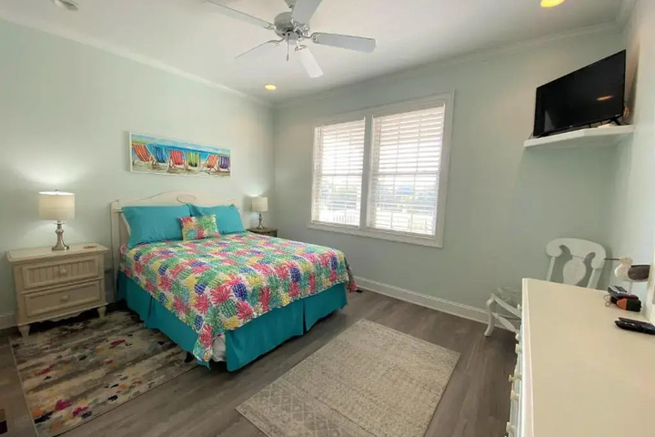 Room 4 of 22