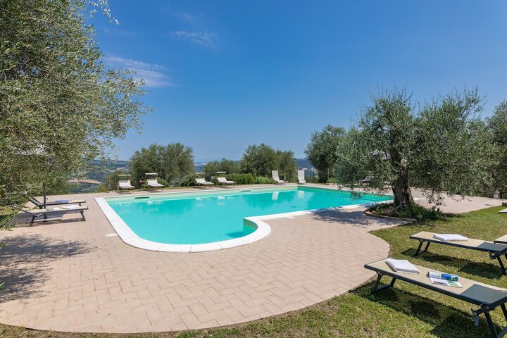Pool Hotel