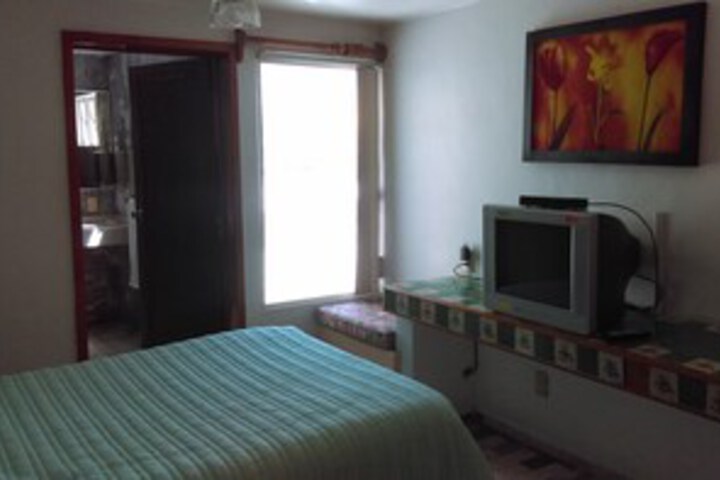 Room 21 of 33