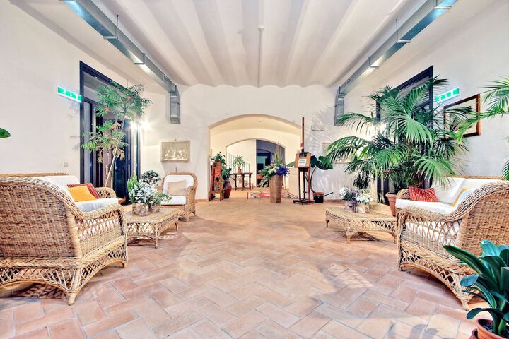 Lobby sitting area