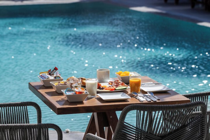 Breakfast/Coffee Service 34 of 39