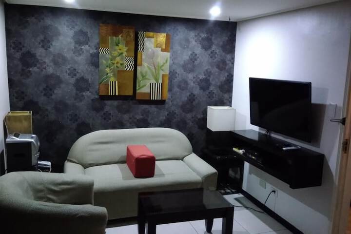 Room 14 of 28