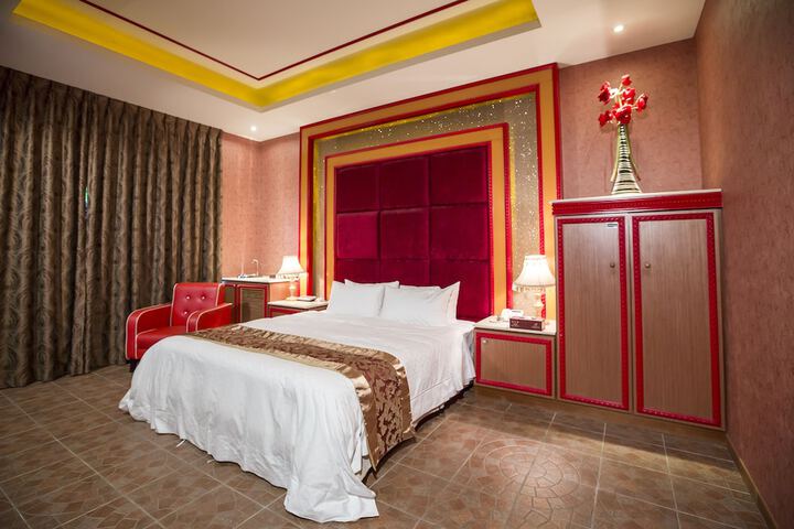 Room 21 of 67