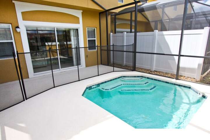 Pool 55 of 190