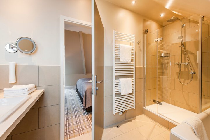 Bath Photo