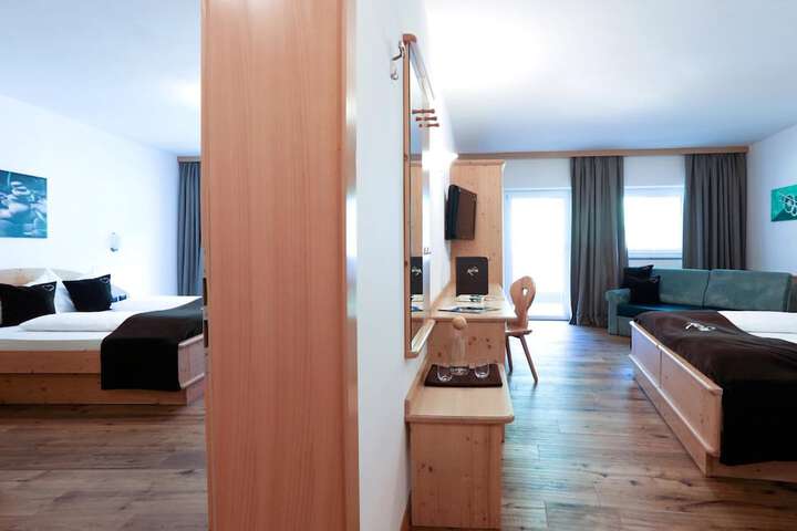 Room 15 of 47