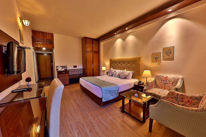 Room 10 of 78