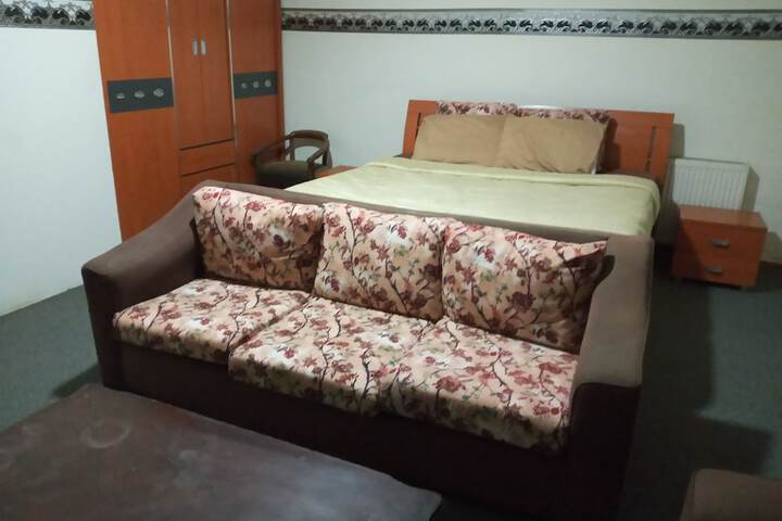 Room 12 of 50
