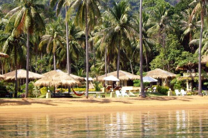 Beach 54 of 73