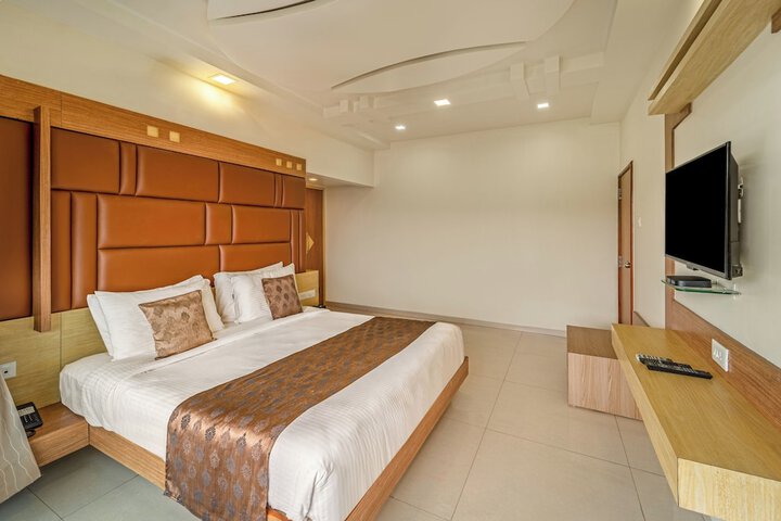 Room 15 of 63