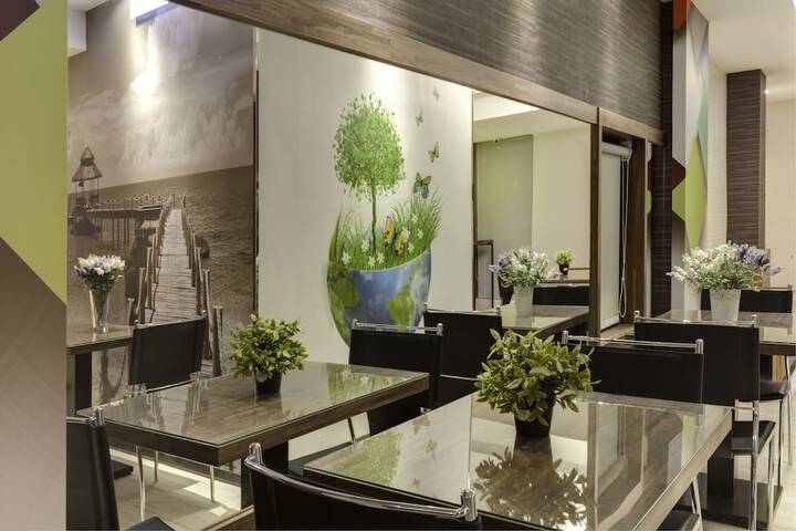 Dining Photos