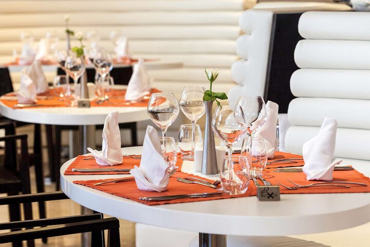 Dining 124 of 268