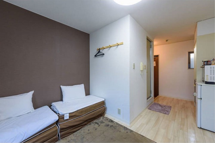 Room 3 of 29