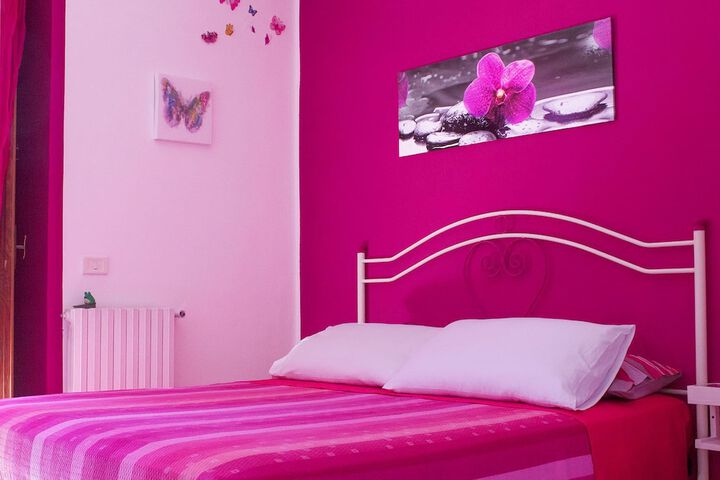 Room 5 of 15