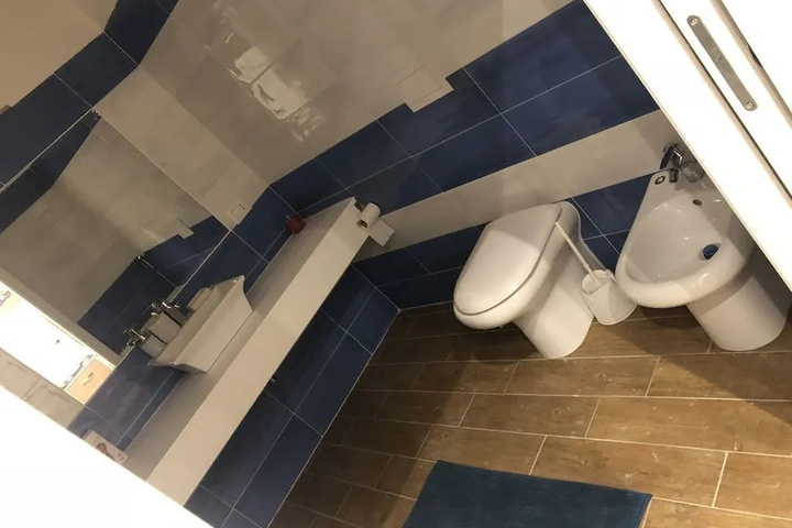 Room 8 of 21