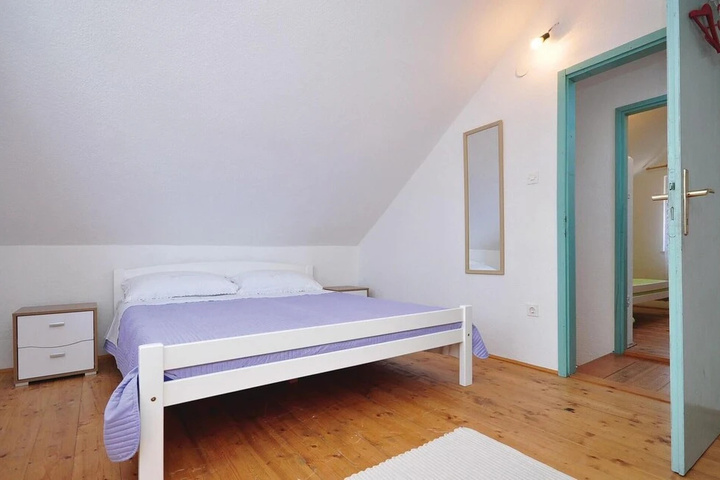 Amazing Home in Postira With 2 Bedrooms and Wifi