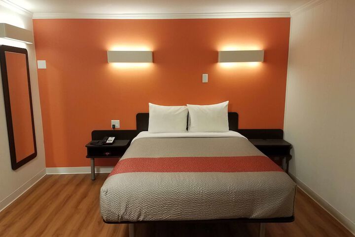 Room 31 of 46