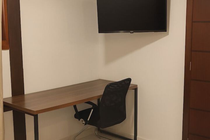 Room 19 of 27