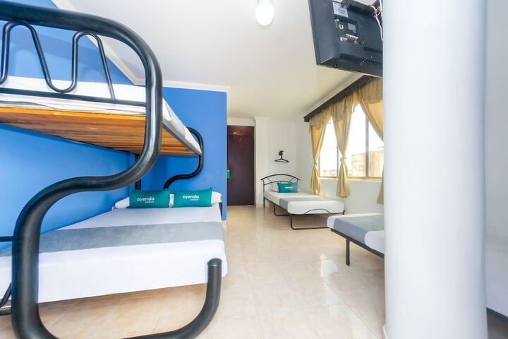 Room 7 of 30